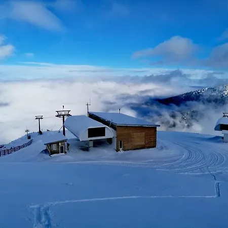 Opersite Morris Bar, Near Gondola 公寓 班斯科